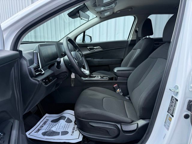 used 2025 Kia Sportage car, priced at $25,692