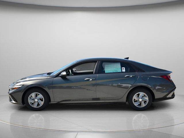 2026 Hyundai Elantra - $21,497