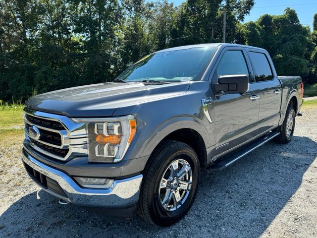 Used 2021 Gray Ford XLT image 3