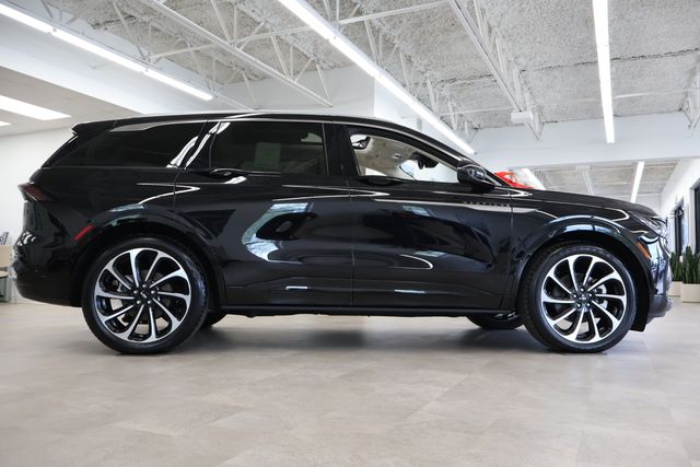 New 2026 Black Lincoln Black Label image 6