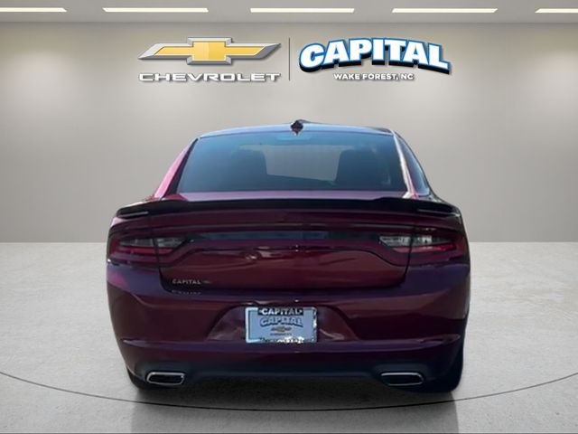 Used 2023 Red Dodge SXT image 4