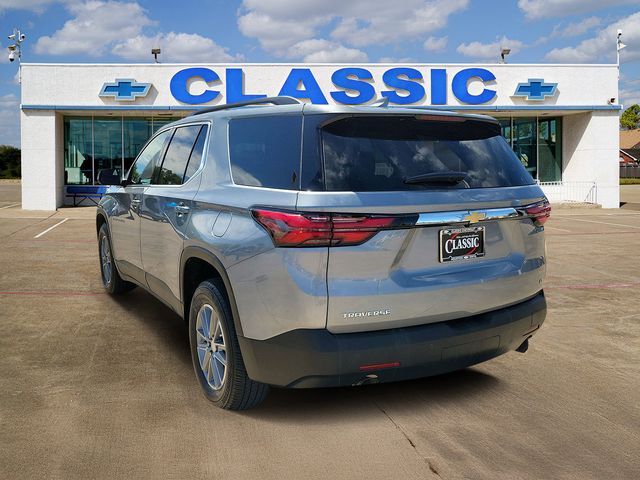 2023 Chevrolet Traverse LT - 4
