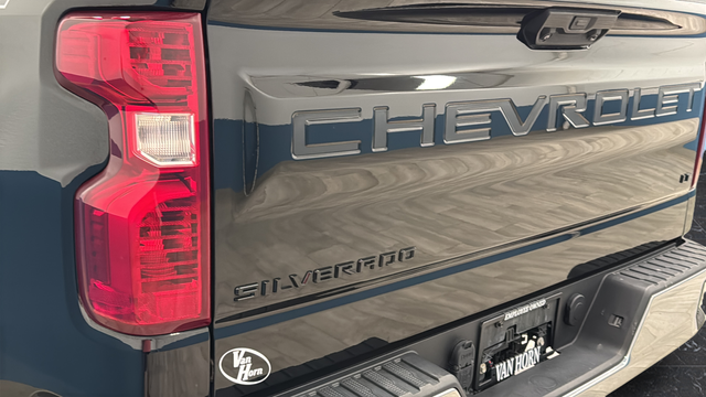 Used 2023 Black Chevrolet LT image 38