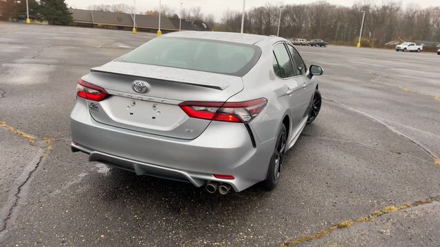 2021 Toyota Camry SE 7