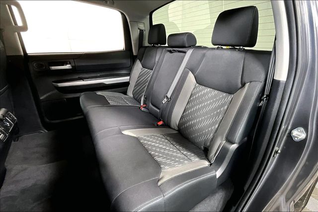 2021 Toyota Tundra SR5 photo