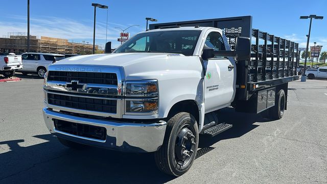 2024 Chevrolet Silverado 5500HD Work Truck 3