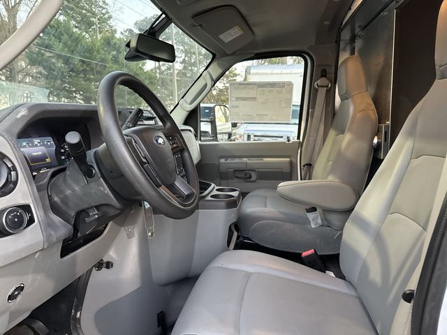 New 2025 White Ford 14FT BOX/SIDE DOOR image 17