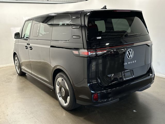 2025 Volkswagen ID. Buzz Pro S Black at Subaru and VW of Moon Township