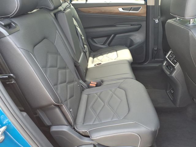 2026 Volkswagen Atlas - Image 20