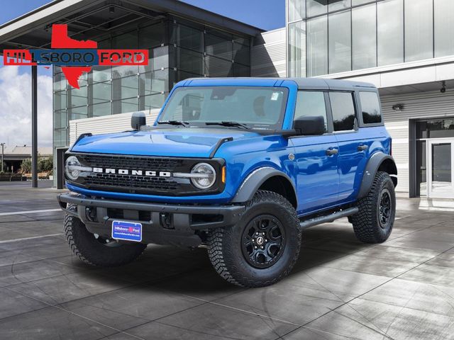 2024 Velocity Blue Metallic Ford Bronco Wildtrak 4X4 SUV