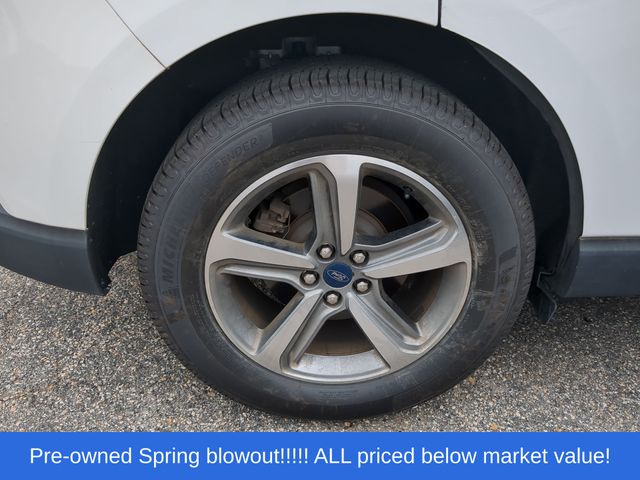 Used 2020 White Ford SEL image 14