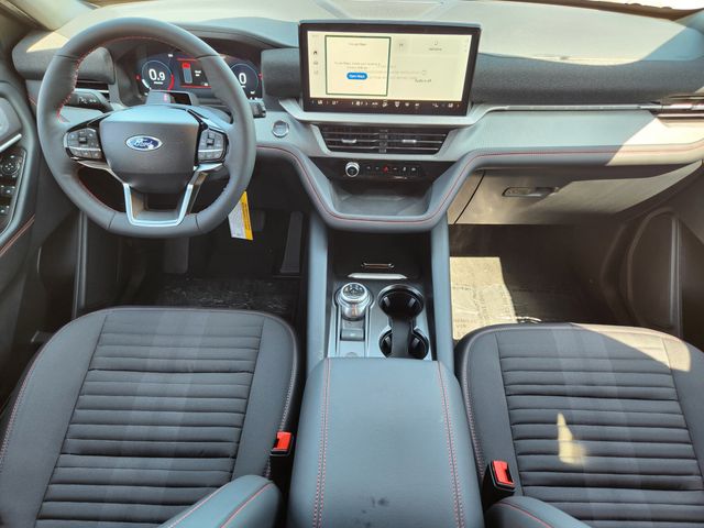 2025 Ford Explorer ST-Line photo