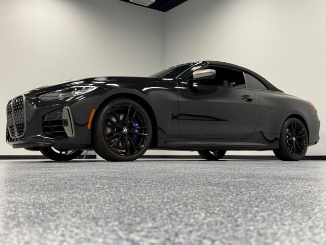 Used 2023 Black BMW M440i xDrive image 4