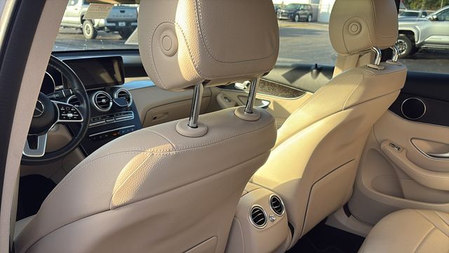 2022 Mercedes-Benz GLC GLC300 - Photo 23