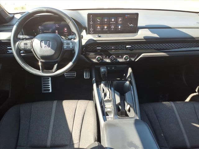 2024 Honda Accord Hybrid - Image 12