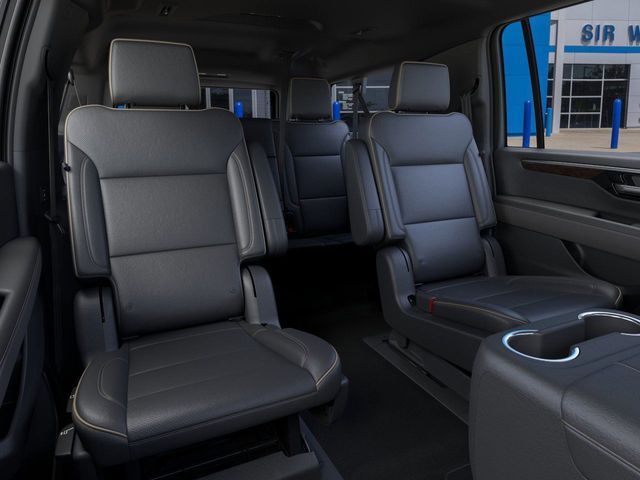 2025 Chevrolet Suburban Premier photo