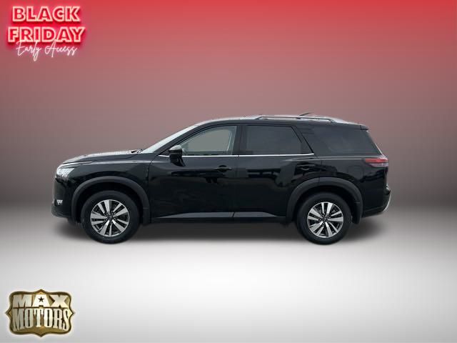 2023 Nissan Pathfinder SL 4