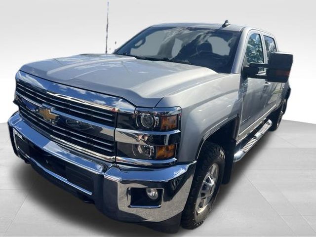 Silver Ice Metallic 2016 Chevrolet Silverado 2500HD Pickup Truck Four-Wheel Drive 6-Speed Automatic Overdrive