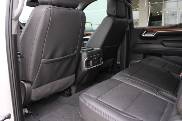 Used 2022 Silver GMC Denali image 23