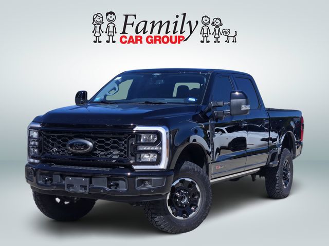 Agate Black Metallic 2025 Ford F-250 Super Duty Pickup Truck Four-Wheel Drive Automatic