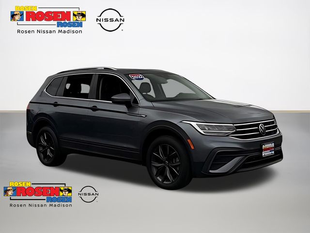 Platinum Gray Metallic 2022 Volkswagen Tiguan SUV / Crossover All-Wheel Drive 8-Speed Automatic