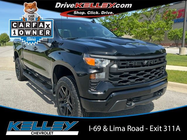 Black 2024 Chevrolet Silverado 1500 Custom Trail Boss Crew Cab 4WD Pickup Truck Four-Wheel Drive 8-Speed Automatic