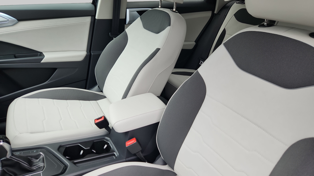 2025 Volkswagen Taos