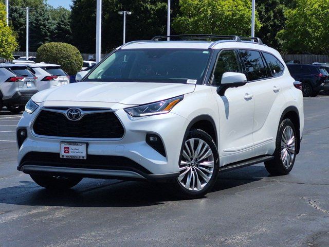 Used 2025 Toyota Highlander SUV