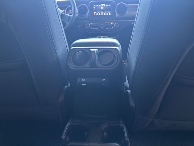 Used 2023 Blue Jeep Sport S image 23