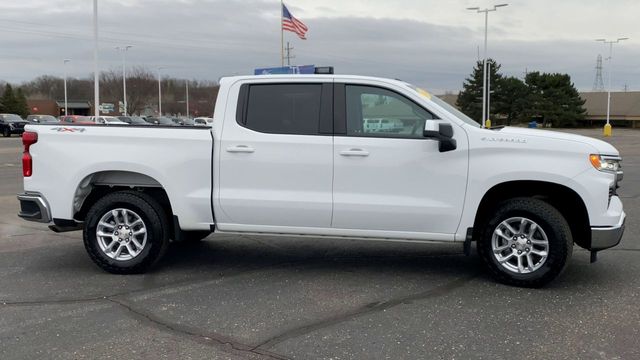 2023 Chevrolet Silverado 1500 LT 9