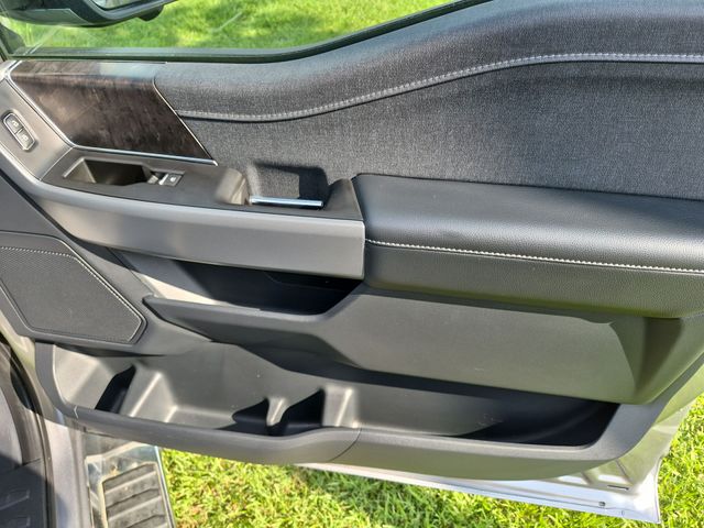 Used 2022 Silver Ford Lariat image 35