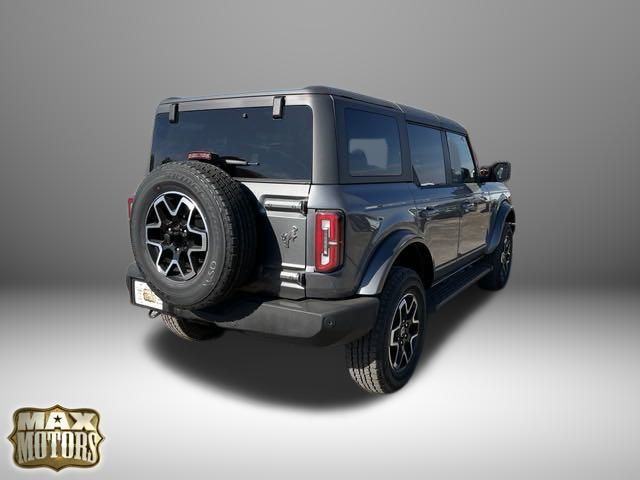 2024 Ford Bronco Outer Banks 15