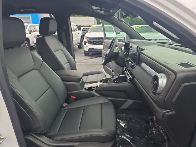 Used 2026 White Chevrolet LT image 11