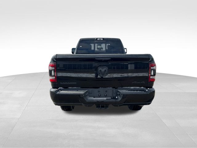 2024 Ram 3500 Laramie 8