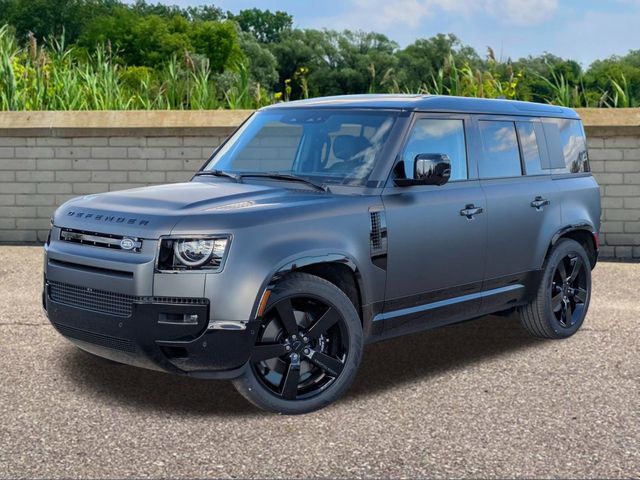 2026 Land Rover Defender 110 V8 P525 AWD