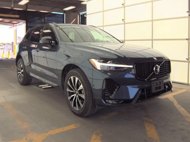 2025 Volvo XC60 B5 Plus