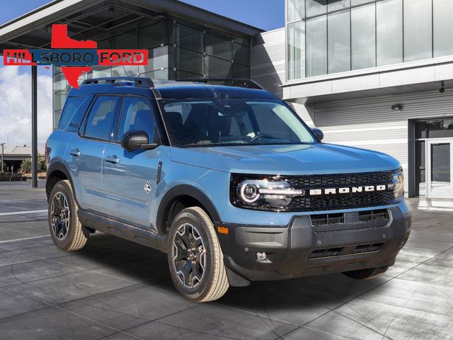 2025 Azure Gray Metallic Tri-Coat Ford Bronco Sport Outer Banks 4X4 SUV