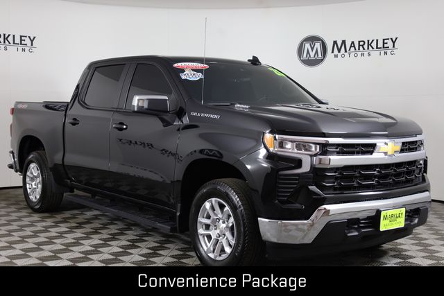 Black 2025 Chevrolet Silverado 1500 LT Crew Cab 4WD Pickup Truck Four-Wheel Drive 8-Speed Automatic