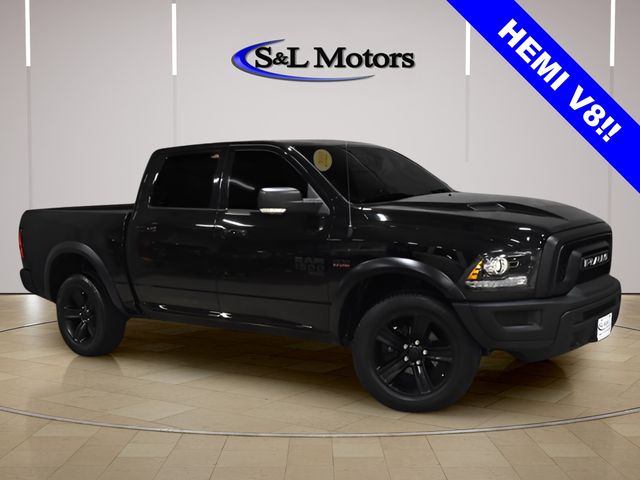 Diamond Black Crystal Pearlcoat 2022 RAM 1500 Classic Warlock Crew Cab 4WD Pickup Truck Four-Wheel Drive 8-Speed Automatic