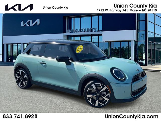 Green Metallic 2026 MINI Cooper Hatchback Front-Wheel Drive 7-Speed Automatic
