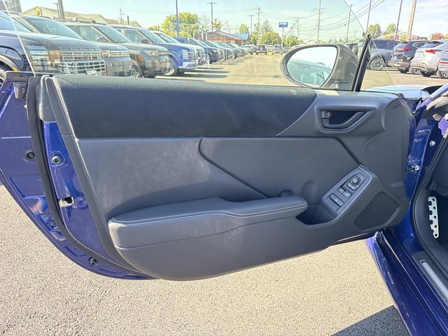 2024 Toyota GR86 Premium - Photo 25