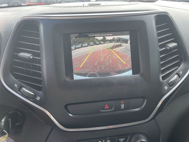 Used 2021 Jeep Cherokee SUV