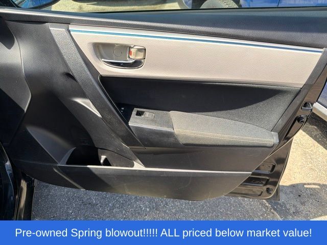 Used 2016 Black Toyota LE image 13