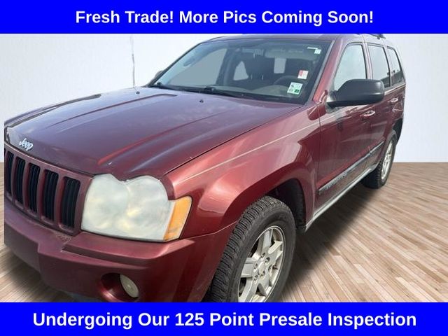 Red Rock Crystal Pearlcoat 2007 Jeep Grand Cherokee SUV / Crossover Rear-Wheel Drive 5-Speed Automatic