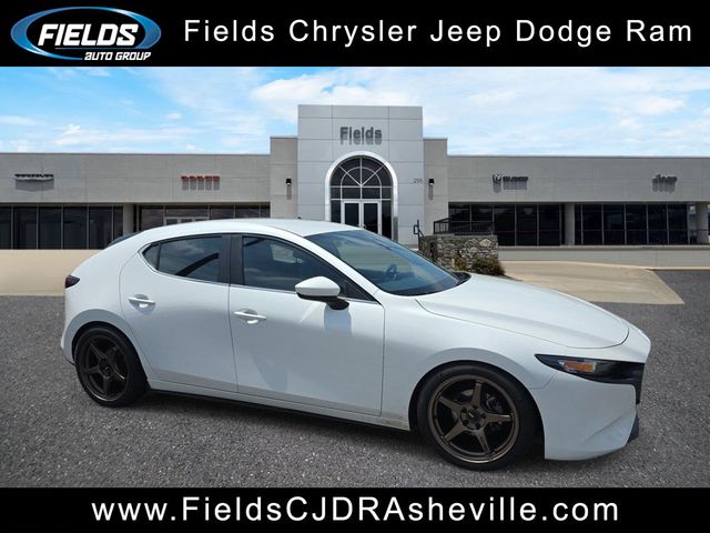 Snowflake White Pearl Mica 2020 Mazda MAZDA3 Sedan Front-Wheel Drive 6-Speed Automatic