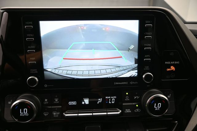 Used 2022 Toyota Highlander Hybrid SUV