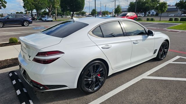 Thumbnail: 2022 Genesis G70 - 4
