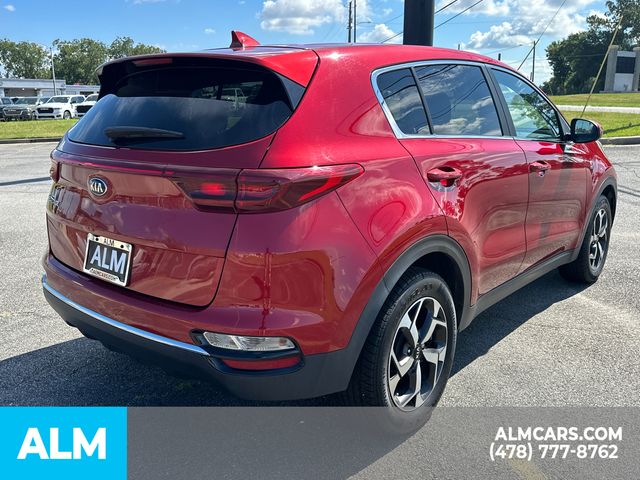 Used 2022 Red Kia LX image 5