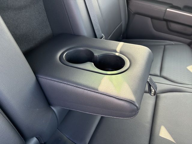 New 2025 White Ford Lariat image 28