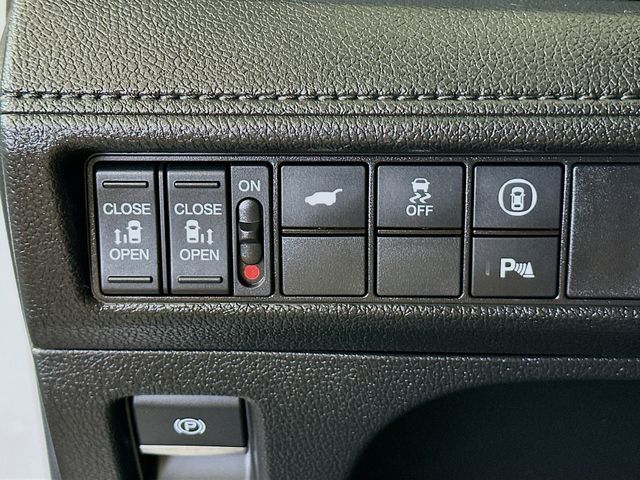 2023 Honda Odyssey Touring photo